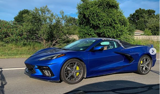 Illustration for article titled 2020 Corvette Convertible to have a Hard Top